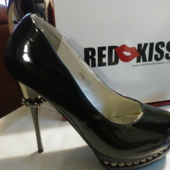 Black pearl platform heels by Red Kiss - Picture 3 of 6
